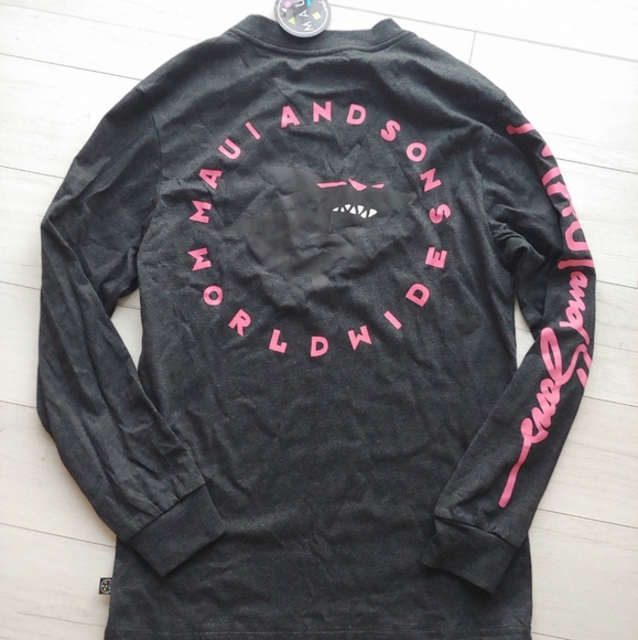 MAUI and Sons NEW Classic Shark Long Sleeve Shirt - Picture 3 of 6